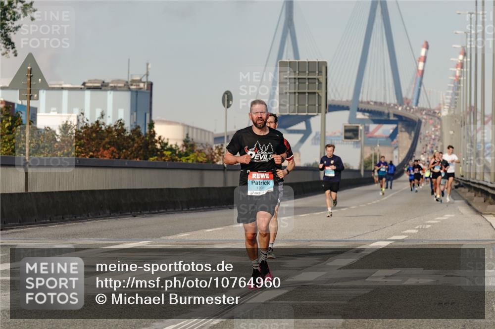 03.10.2026 - Köhlbrandbrückenlauf Michael Burmester http://msf.ph/oto/10764960 03.10.2026 09:40:54 Position 3 6, 66, 1091 meine-sportfotos.de
