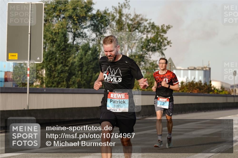 03.10.2026 - Köhlbrandbrückenlauf Michael Burmester http://msf.ph/oto/10764967 03.10.2026 09:40:59 Position 3 6, 66, 1091 meine-sportfotos.de