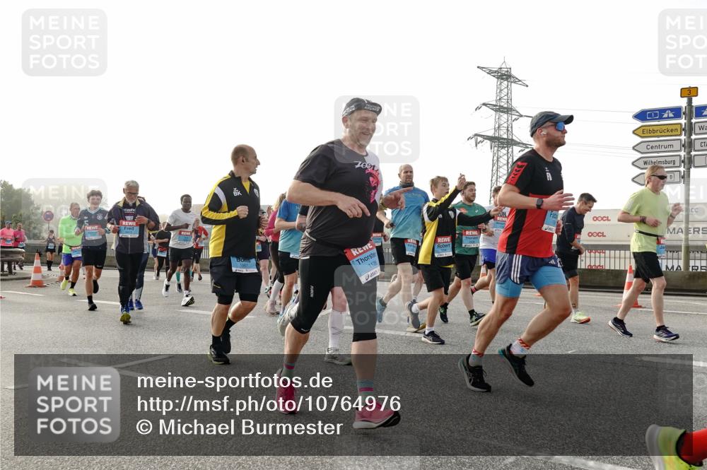 03.10.2026 - Köhlbrandbrückenlauf Michael Burmester http://msf.ph/oto/10764976 03.10.2026 09:18:51 Position 3 1128 meine-sportfotos.de