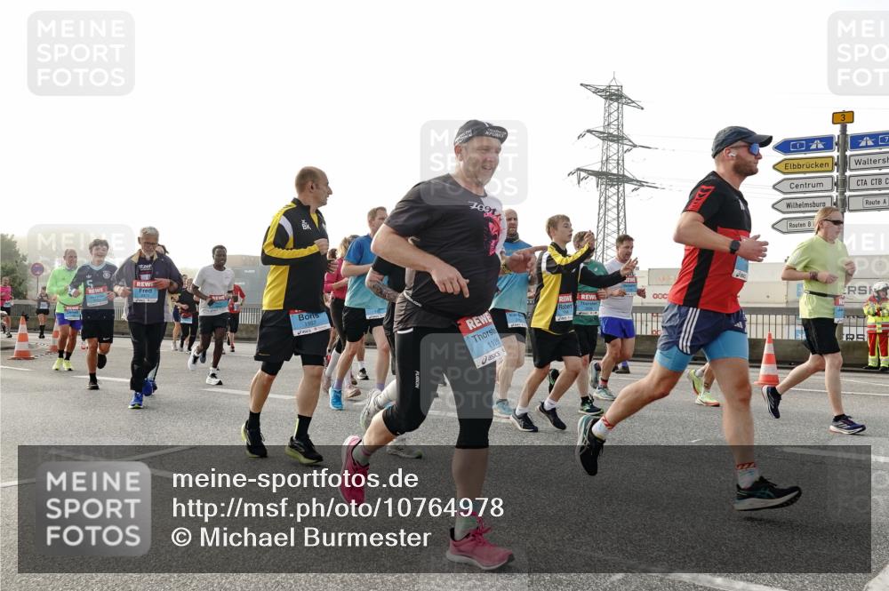 03.10.2026 - Köhlbrandbrückenlauf Michael Burmester http://msf.ph/oto/10764978 03.10.2026 09:18:51 Position 3 1557, 1128 meine-sportfotos.de
