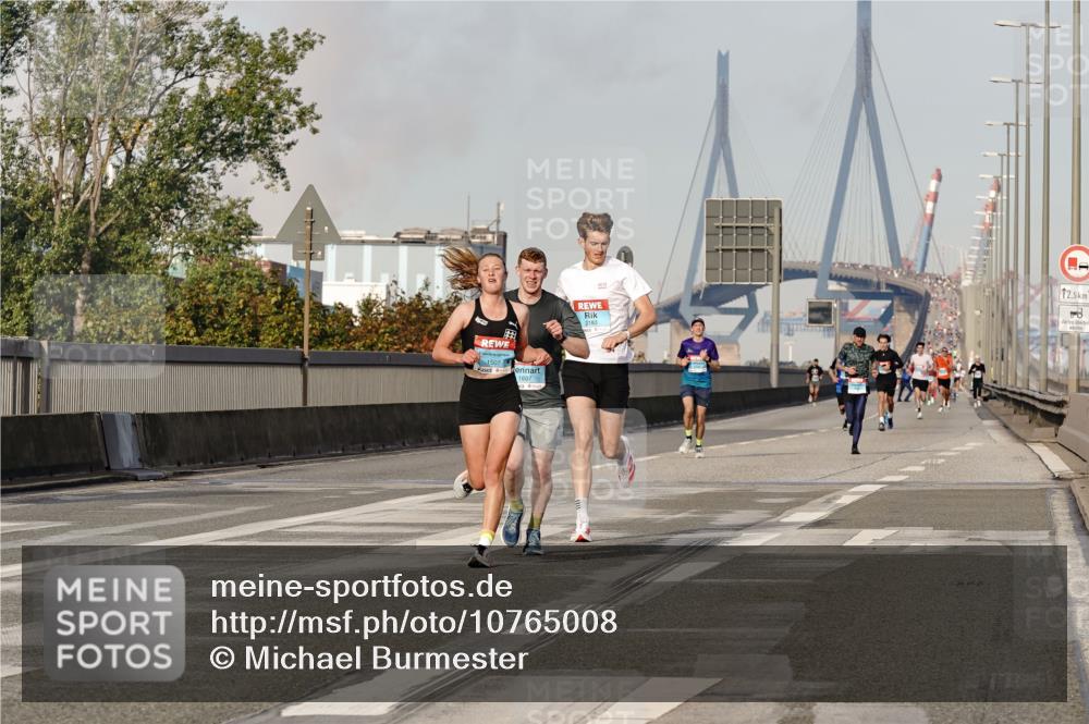03.10.2026 - Köhlbrandbrückenlauf Michael Burmester http://msf.ph/oto/10765008 03.10.2026 09:41:18 Position 3 1607, 12, 5, 2183 meine-sportfotos.de