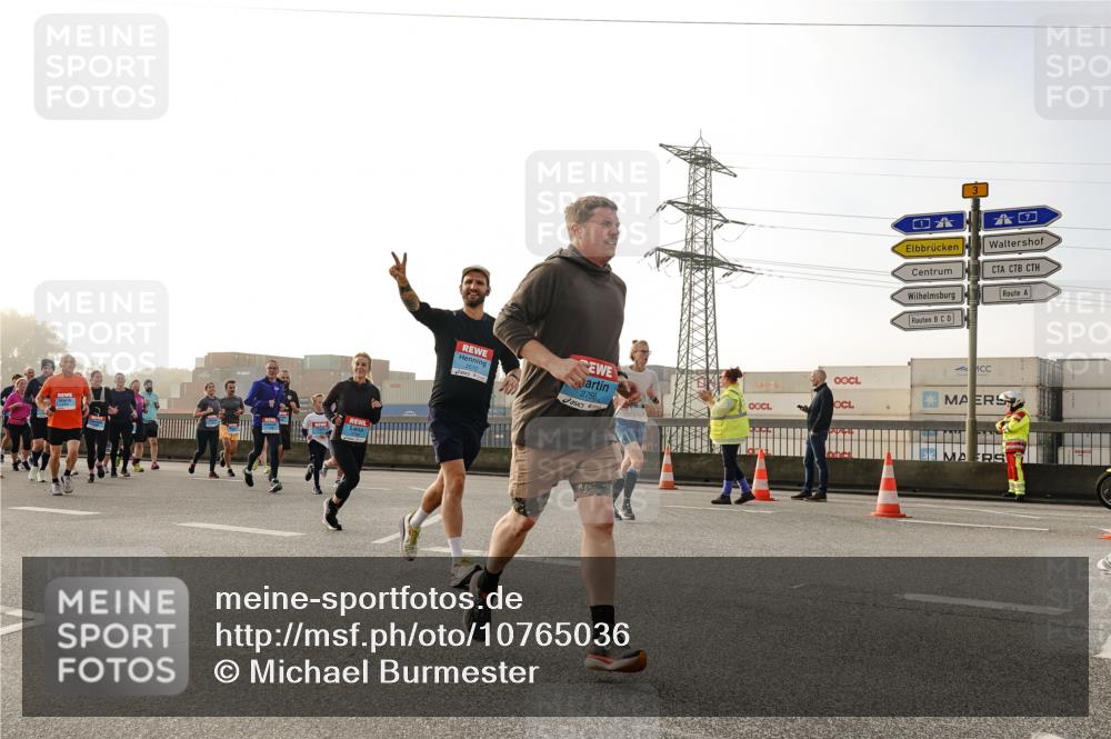 03.10.2026 - Köhlbrandbrückenlauf Michael Burmester http://msf.ph/oto/10765036 03.10.2026 09:19:03 Position 3 2572, 2756 meine-sportfotos.de