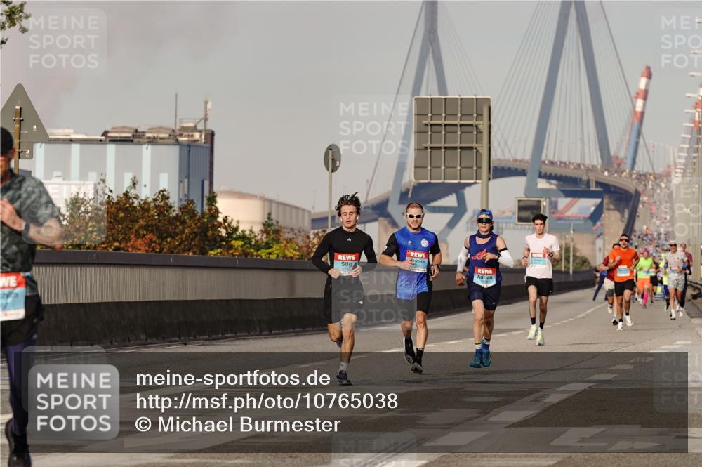 03.10.2026 - Köhlbrandbrückenlauf Michael Burmester http://msf.ph/oto/10765038 03.10.2026 09:41:31 Position 3  meine-sportfotos.de
