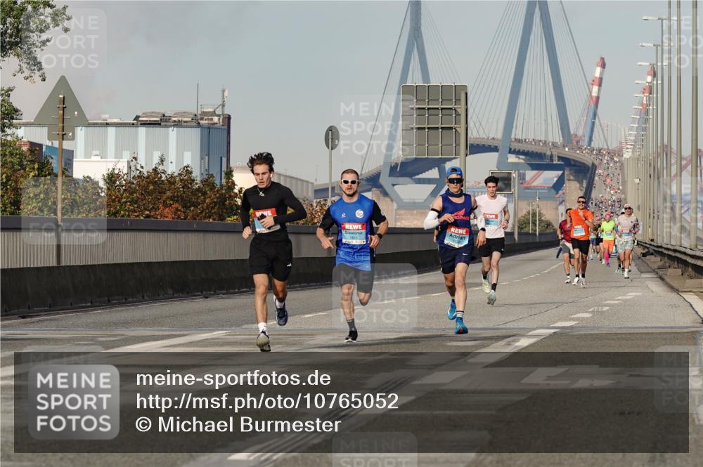 03.10.2026 - Köhlbrandbrückenlauf Michael Burmester http://msf.ph/oto/10765052 03.10.2026 09:41:34 Position 3 1823 meine-sportfotos.de