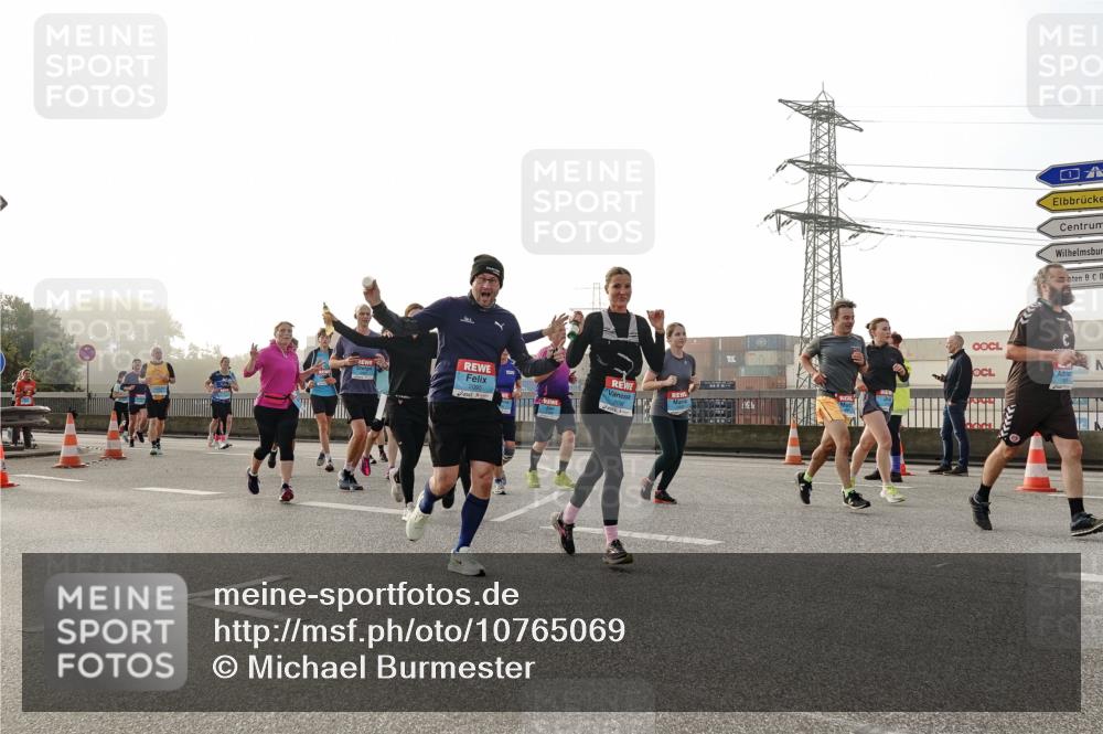 03.10.2026 - Köhlbrandbrückenlauf Michael Burmester http://msf.ph/oto/10765069 03.10.2026 09:19:07 Position 3 11 meine-sportfotos.de