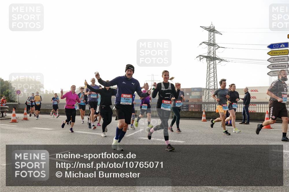 03.10.2026 - Köhlbrandbrückenlauf Michael Burmester http://msf.ph/oto/10765071 03.10.2026 09:19:07 Position 3  meine-sportfotos.de