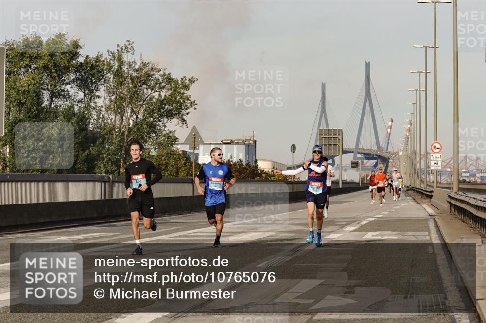 03.10.2026 - Köhlbrandbrückenlauf Michael Burmester http://msf.ph/oto/10765076 03.10.2026 09:41:38 Position 3  meine-sportfotos.de