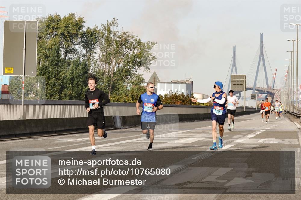 03.10.2026 - Köhlbrandbrückenlauf Michael Burmester http://msf.ph/oto/10765080 03.10.2026 09:41:39 Position 3  meine-sportfotos.de
