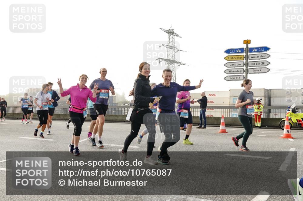 03.10.2026 - Köhlbrandbrückenlauf Michael Burmester http://msf.ph/oto/10765087 03.10.2026 09:19:08 Position 3 2687, 3 meine-sportfotos.de
