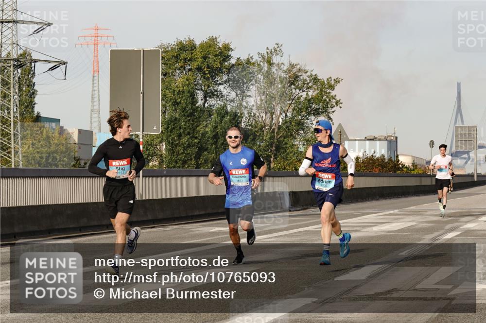 03.10.2026 - Köhlbrandbrückenlauf Michael Burmester http://msf.ph/oto/10765093 03.10.2026 09:41:41 Position 3 7, 2153, 2130 meine-sportfotos.de