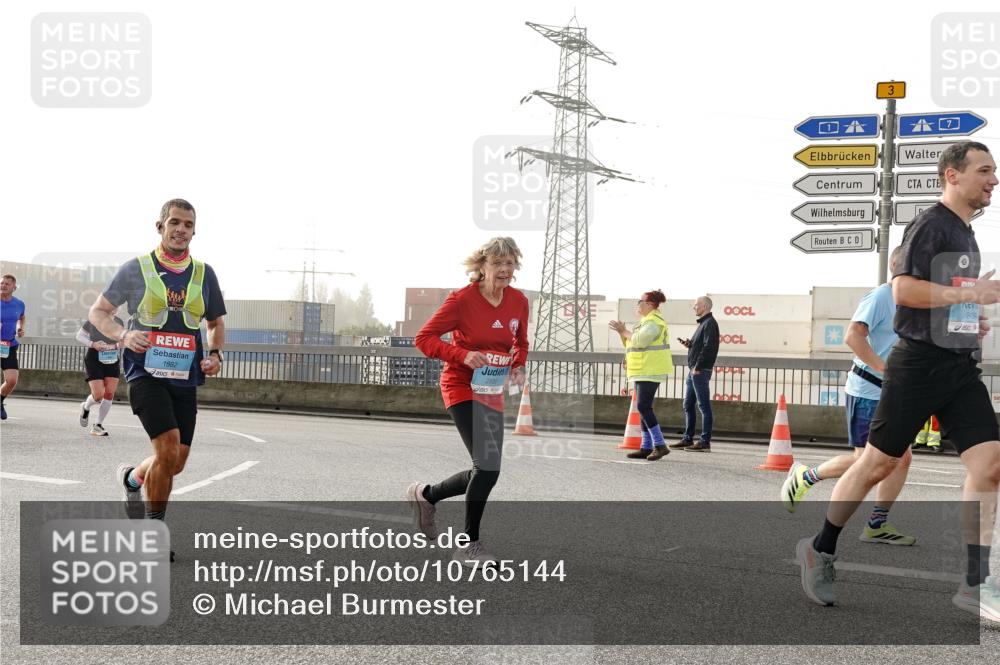 03.10.2026 - Köhlbrandbrückenlauf Michael Burmester http://msf.ph/oto/10765144 03.10.2026 09:19:17 Position 3 1882, 239 meine-sportfotos.de