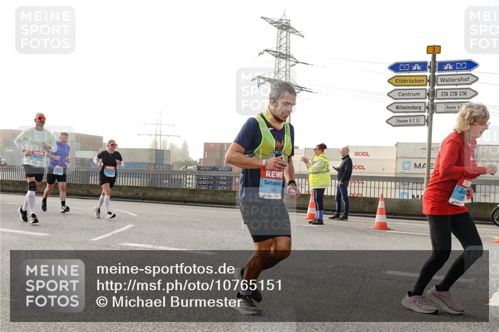 03.10.2026 - Köhlbrandbrückenlauf Michael Burmester http://msf.ph/oto/10765151 03.10.2026 09:19:18 Position 3 1882, 3 meine-sportfotos.de