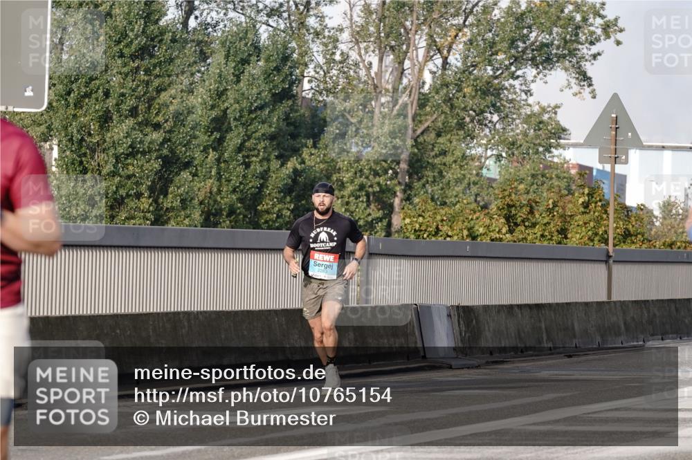 03.10.2026 - Köhlbrandbrückenlauf Michael Burmester http://msf.ph/oto/10765154 03.10.2026 09:41:59 Position 3 2283 meine-sportfotos.de