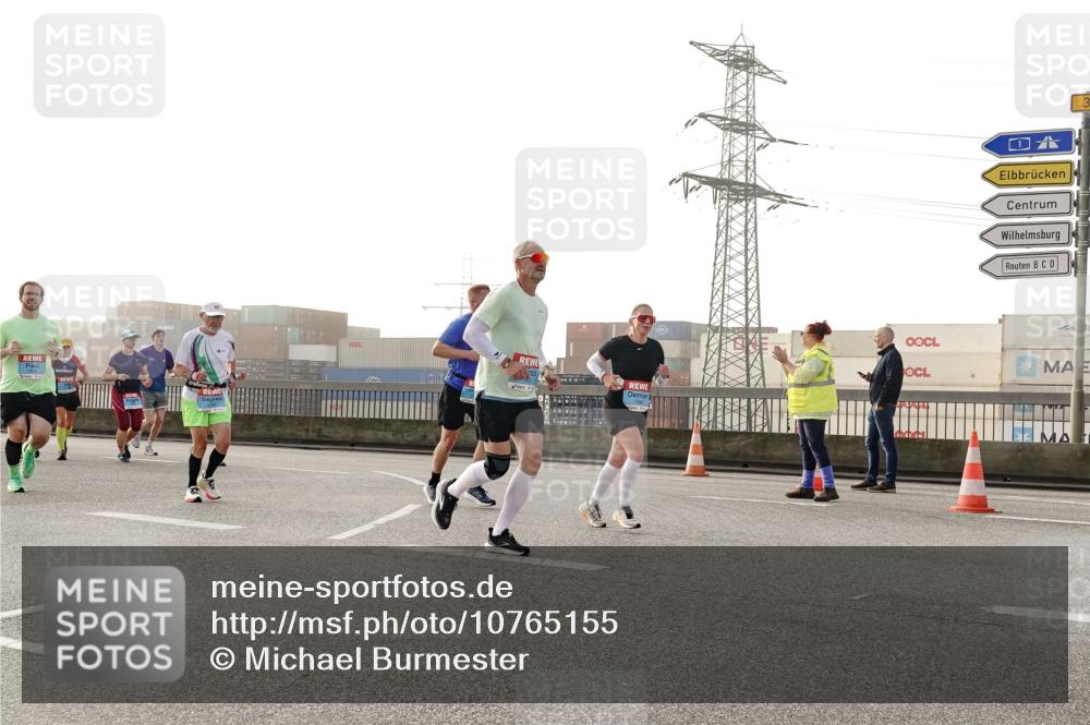 03.10.2026 - Köhlbrandbrückenlauf Michael Burmester http://msf.ph/oto/10765155 03.10.2026 09:19:19 Position 3 3 meine-sportfotos.de