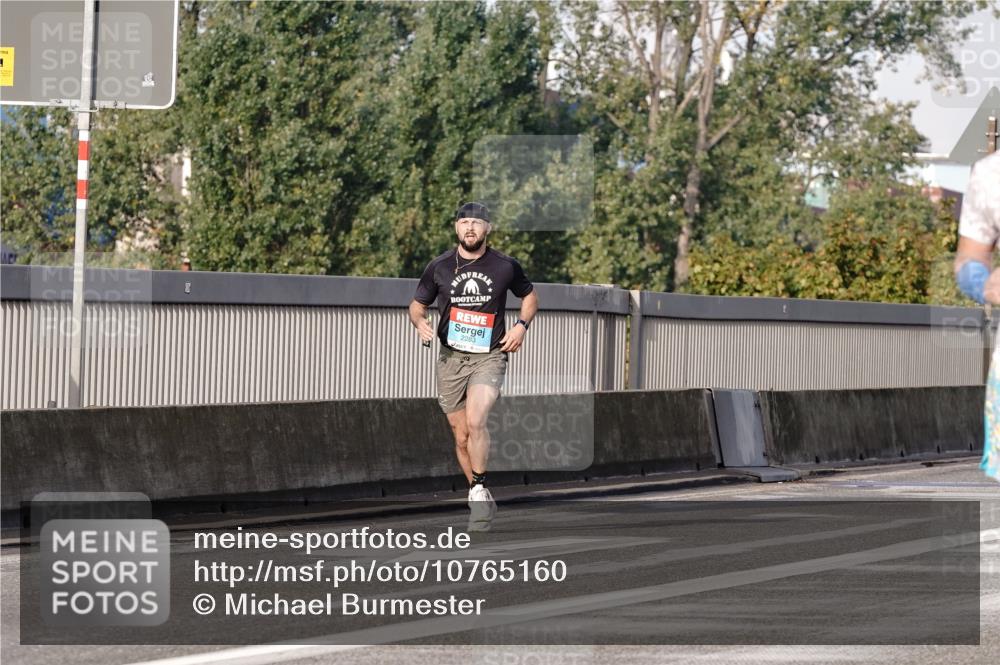 03.10.2026 - Köhlbrandbrückenlauf Michael Burmester http://msf.ph/oto/10765160 03.10.2026 09:42:00 Position 3 2283 meine-sportfotos.de
