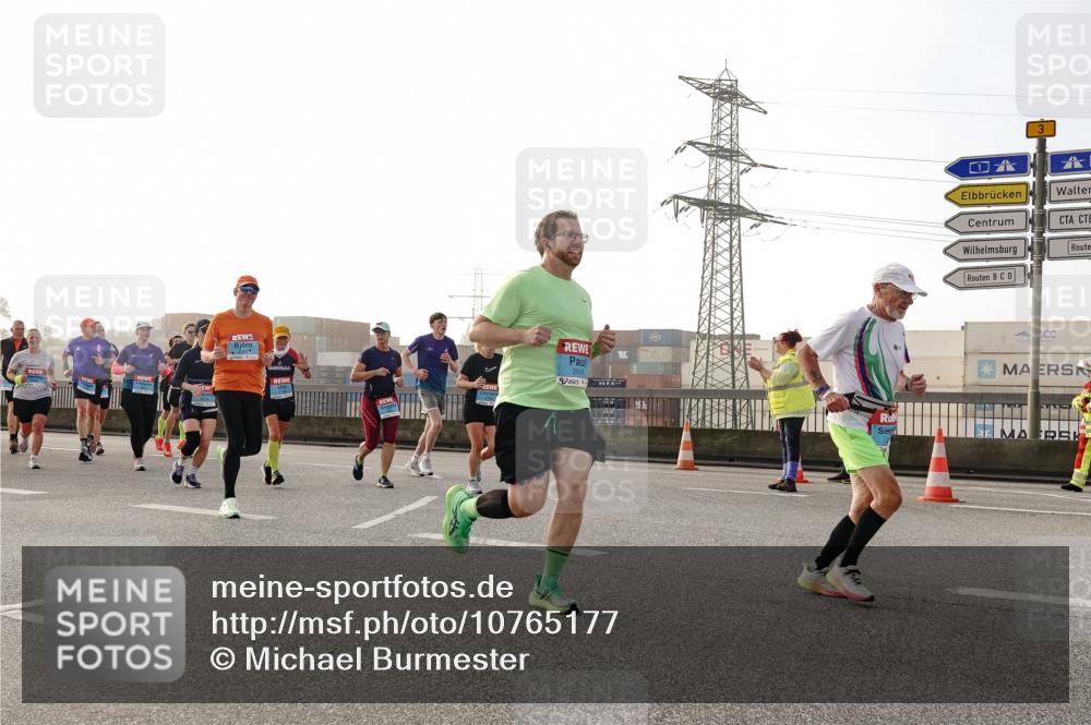 03.10.2026 - Köhlbrandbrückenlauf Michael Burmester http://msf.ph/oto/10765177 03.10.2026 09:19:22 Position 3 2915, 3 meine-sportfotos.de
