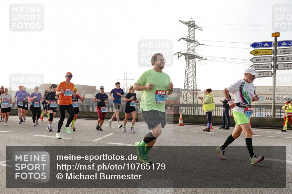 03.10.2026 - Köhlbrandbrückenlauf Michael Burmester http://msf.ph/oto/10765179 03.10.2026 09:19:22 Position 3 2915, 3 meine-sportfotos.de