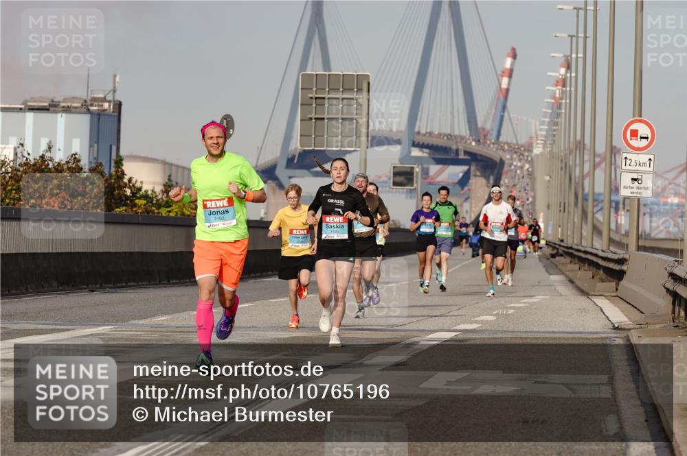 03.10.2026 - Köhlbrandbrückenlauf Michael Burmester http://msf.ph/oto/10765196 03.10.2026 09:42:09 Position 3 1702, 1425, 12, 5 meine-sportfotos.de