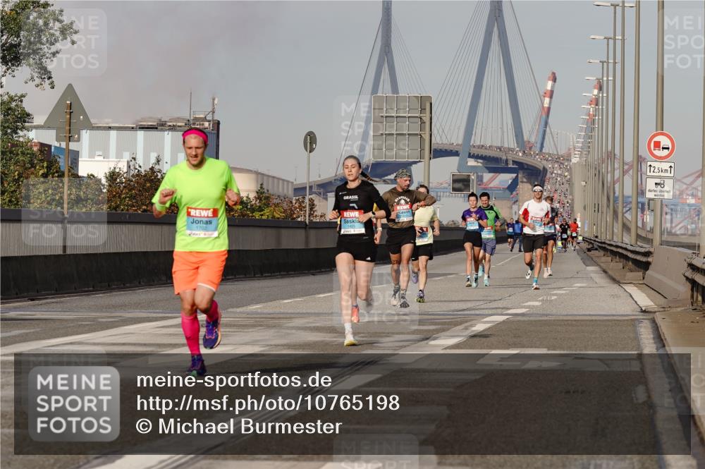 03.10.2026 - Köhlbrandbrückenlauf Michael Burmester http://msf.ph/oto/10765198 03.10.2026 09:42:10 Position 3 1702, 12, 5 meine-sportfotos.de