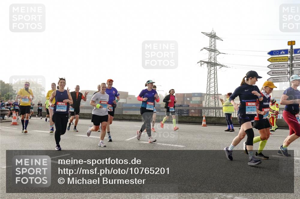 03.10.2026 - Köhlbrandbrückenlauf Michael Burmester http://msf.ph/oto/10765201 03.10.2026 09:19:25 Position 3 2618 meine-sportfotos.de