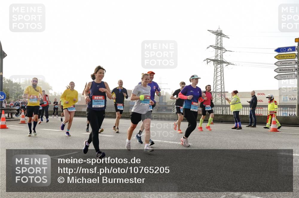 03.10.2026 - Köhlbrandbrückenlauf Michael Burmester http://msf.ph/oto/10765205 03.10.2026 09:19:25 Position 3 2560 meine-sportfotos.de