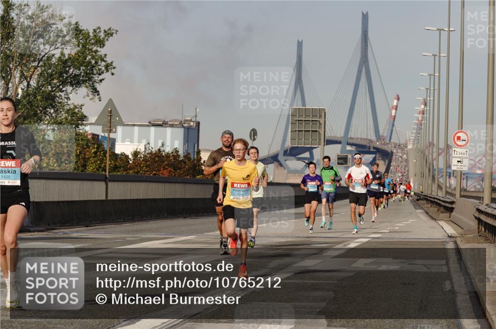 03.10.2026 - Köhlbrandbrückenlauf Michael Burmester http://msf.ph/oto/10765212 03.10.2026 09:42:15 Position 3 1425, 1296, 12, 5 meine-sportfotos.de