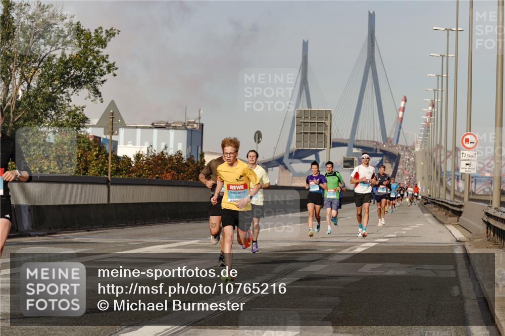 03.10.2026 - Köhlbrandbrückenlauf Michael Burmester http://msf.ph/oto/10765216 03.10.2026 09:42:16 Position 3 27, 1296, 12, 5, 18 meine-sportfotos.de