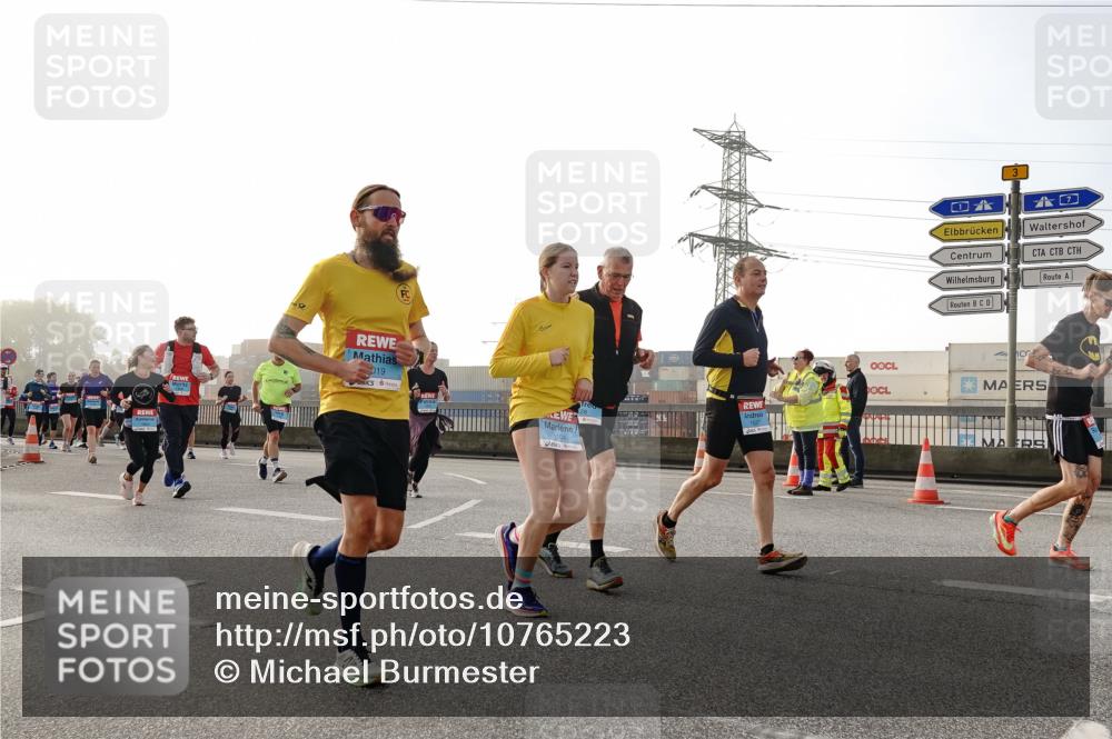 03.10.2026 - Köhlbrandbrückenlauf Michael Burmester http://msf.ph/oto/10765223 03.10.2026 09:19:27 Position 3 19, 1104 meine-sportfotos.de