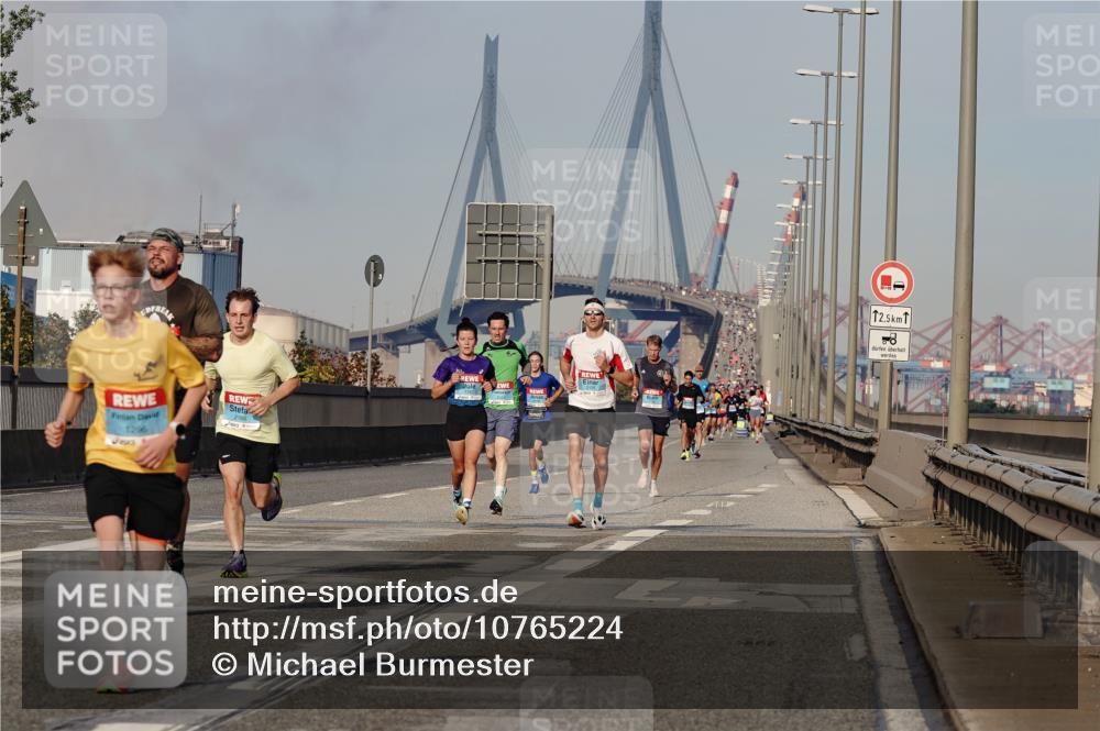 03.10.2026 - Köhlbrandbrückenlauf Michael Burmester http://msf.ph/oto/10765224 03.10.2026 09:42:17 Position 3 2166, 12, 5 meine-sportfotos.de