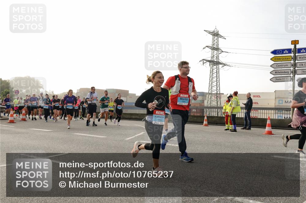 03.10.2026 - Köhlbrandbrückenlauf Michael Burmester http://msf.ph/oto/10765237 03.10.2026 09:19:29 Position 3 1804, 3 meine-sportfotos.de