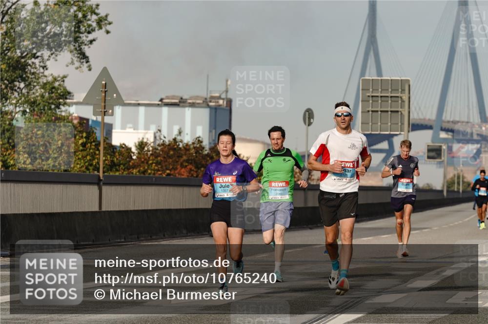 03.10.2026 - Köhlbrandbrückenlauf Michael Burmester http://msf.ph/oto/10765240 03.10.2026 09:42:22 Position 3 1357, 2045, 2125 meine-sportfotos.de