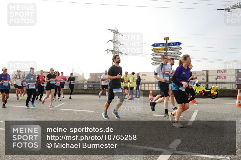 03.10.2026 - Köhlbrandbrückenlauf Michael Burmester http://msf.ph/oto/10765258 03.10.2026 09:19:33 Position 3 1143 meine-sportfotos.de