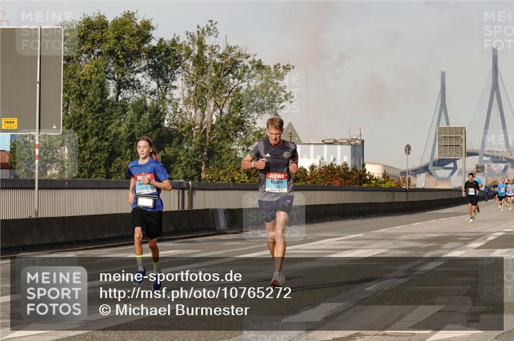03.10.2026 - Köhlbrandbrückenlauf Michael Burmester http://msf.ph/oto/10765272 03.10.2026 09:42:31 Position 3 2278, 1142 meine-sportfotos.de
