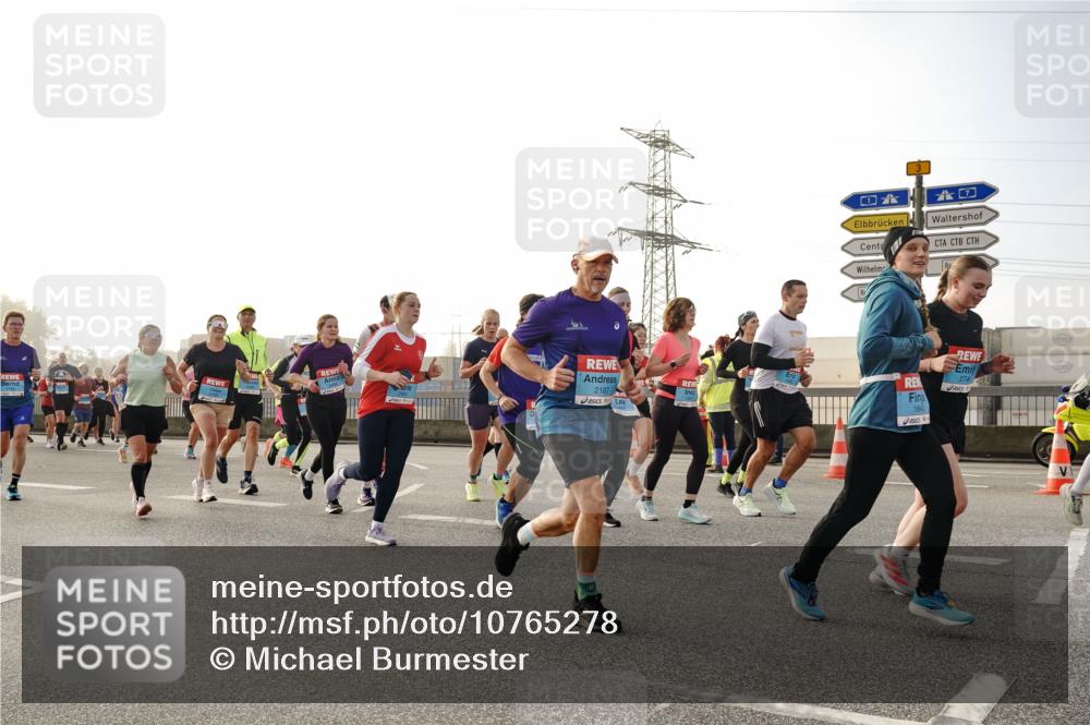 03.10.2026 - Köhlbrandbrückenlauf Michael Burmester http://msf.ph/oto/10765278 03.10.2026 09:19:35 Position 3 2187, 1845 meine-sportfotos.de