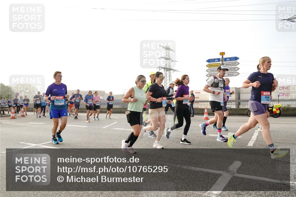 03.10.2026 - Köhlbrandbrückenlauf Michael Burmester http://msf.ph/oto/10765295 03.10.2026 09:19:37 Position 3 3 meine-sportfotos.de