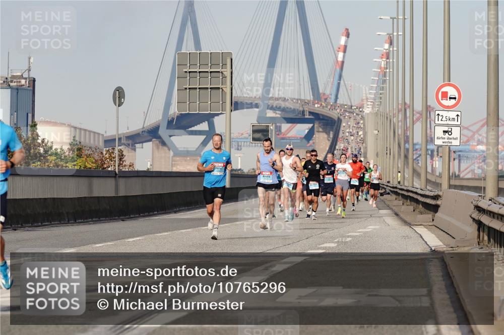 03.10.2026 - Köhlbrandbrückenlauf Michael Burmester http://msf.ph/oto/10765296 03.10.2026 09:42:42 Position 3 12, 5 meine-sportfotos.de