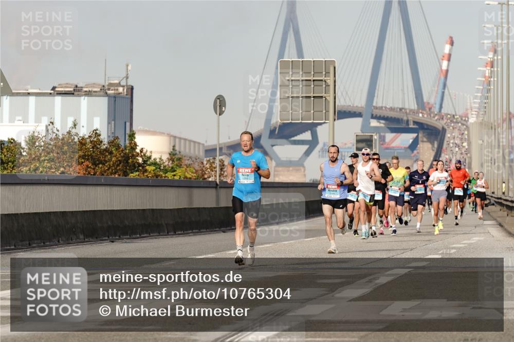 03.10.2026 - Köhlbrandbrückenlauf Michael Burmester http://msf.ph/oto/10765304 03.10.2026 09:42:45 Position 3 1259, 2149 meine-sportfotos.de