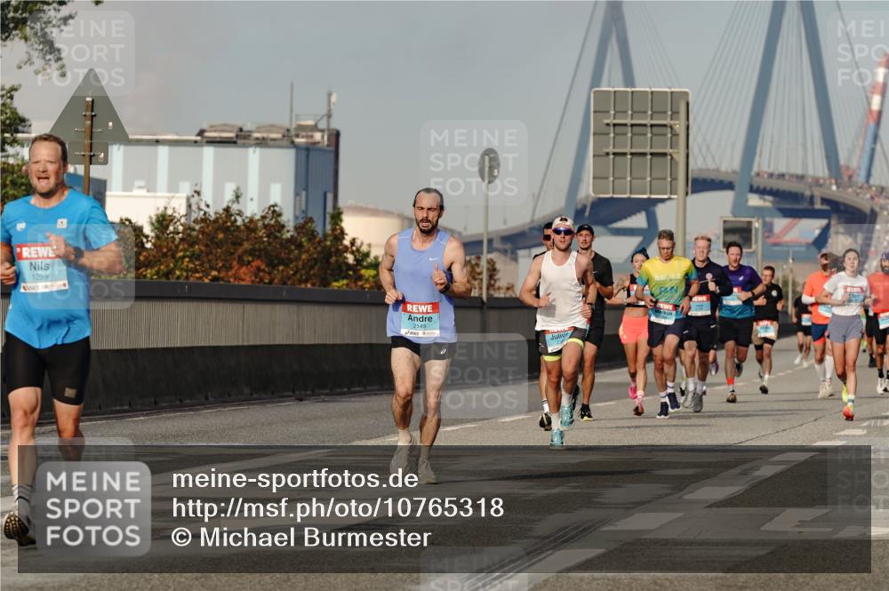 03.10.2026 - Köhlbrandbrückenlauf Michael Burmester http://msf.ph/oto/10765318 03.10.2026 09:42:52 Position 3 1259, 2149 meine-sportfotos.de