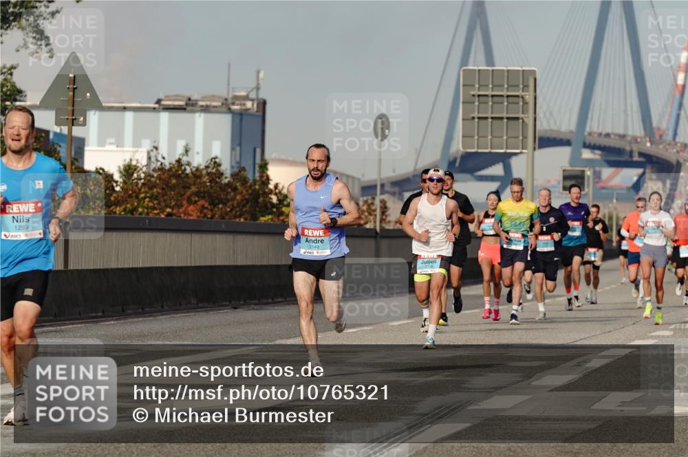 03.10.2026 - Köhlbrandbrückenlauf Michael Burmester http://msf.ph/oto/10765321 03.10.2026 09:42:52 Position 3 1259, 2149 meine-sportfotos.de