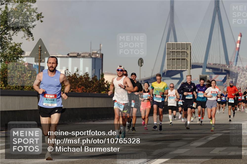 03.10.2026 - Köhlbrandbrückenlauf Michael Burmester http://msf.ph/oto/10765328 03.10.2026 09:42:55 Position 3 2149, 2218 meine-sportfotos.de