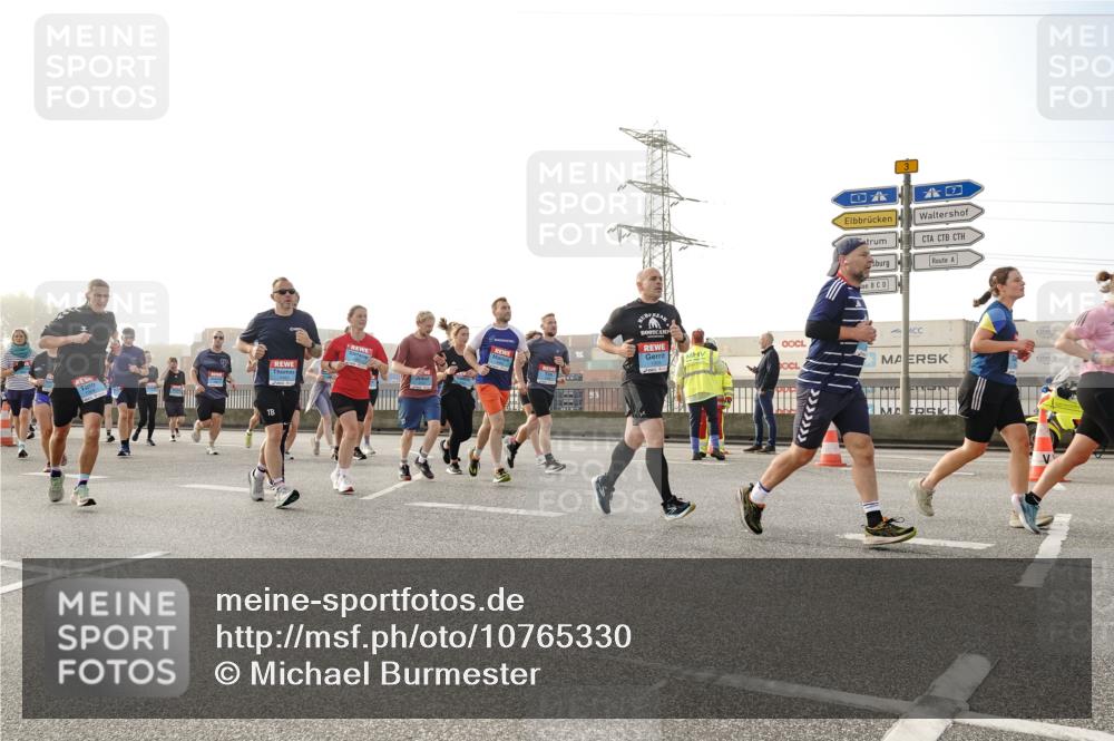 03.10.2026 - Köhlbrandbrückenlauf Michael Burmester http://msf.ph/oto/10765330 03.10.2026 09:19:41 Position 3 3 meine-sportfotos.de