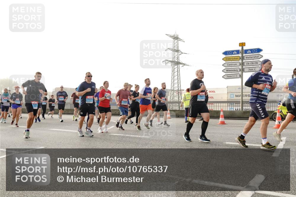 03.10.2026 - Köhlbrandbrückenlauf Michael Burmester http://msf.ph/oto/10765337 03.10.2026 09:19:41 Position 3 1452, 6 meine-sportfotos.de