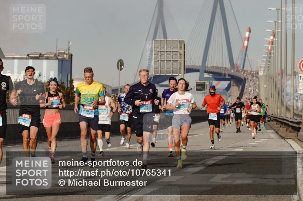 03.10.2026 - Köhlbrandbrückenlauf Michael Burmester http://msf.ph/oto/10765341 03.10.2026 09:43:00 Position 3 3708, 1803, 5, 3779, 2195, 2218, 4, 12 meine-sportfotos.de