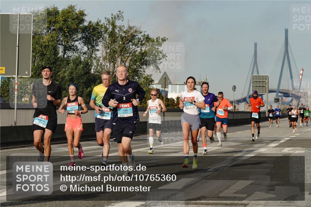 03.10.2026 - Köhlbrandbrückenlauf Michael Burmester http://msf.ph/oto/10765360 03.10.2026 09:43:05 Position 3 3708, 3804, 1803, 5, 3779, 2195, 2218 meine-sportfotos.de