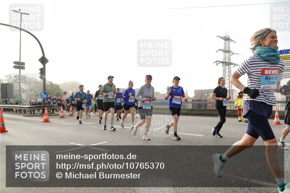 03.10.2026 - Köhlbrandbrückenlauf Michael Burmester http://msf.ph/oto/10765370 03.10.2026 09:19:46 Position 3 1347, 2980 meine-sportfotos.de