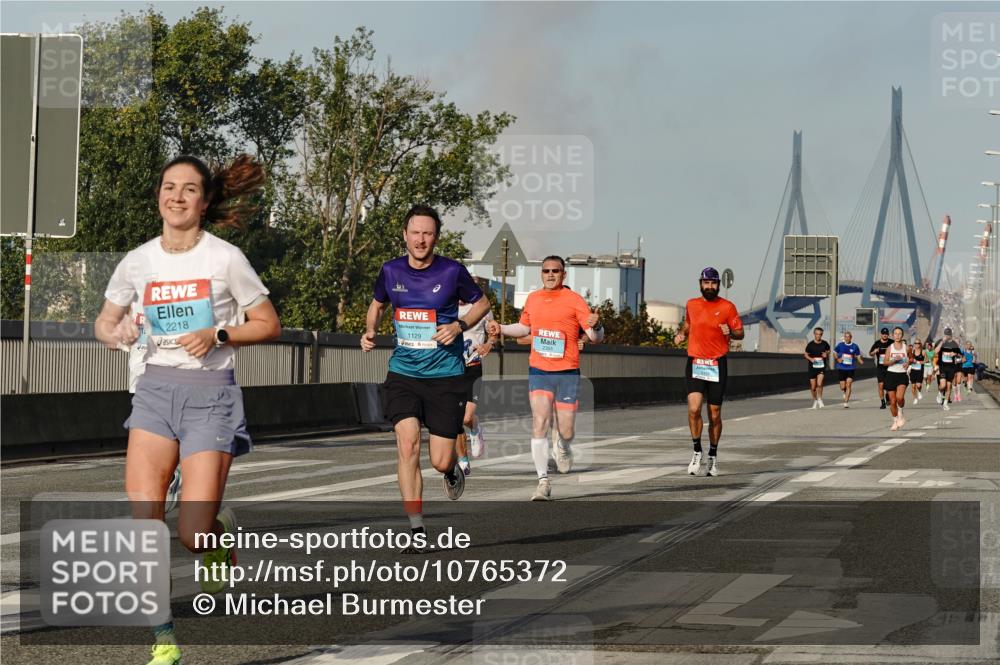 03.10.2026 - Köhlbrandbrückenlauf Michael Burmester http://msf.ph/oto/10765372 03.10.2026 09:43:08 Position 3 2218, 1129, 2355 meine-sportfotos.de