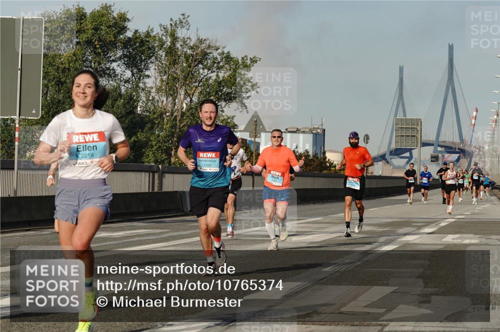 03.10.2026 - Köhlbrandbrückenlauf Michael Burmester http://msf.ph/oto/10765374 03.10.2026 09:43:08 Position 3 2218, 1129, 2355 meine-sportfotos.de