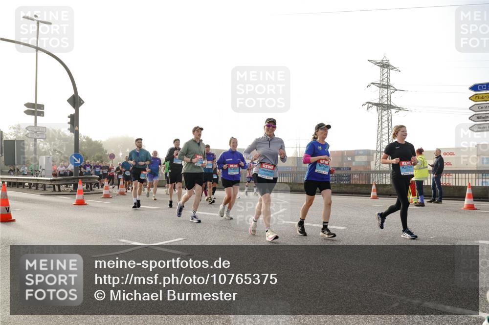 03.10.2026 - Köhlbrandbrückenlauf Michael Burmester http://msf.ph/oto/10765375 03.10.2026 09:19:46 Position 3 1344 meine-sportfotos.de