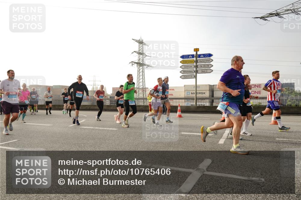 03.10.2026 - Köhlbrandbrückenlauf Michael Burmester http://msf.ph/oto/10765406 03.10.2026 09:19:51 Position 3  meine-sportfotos.de