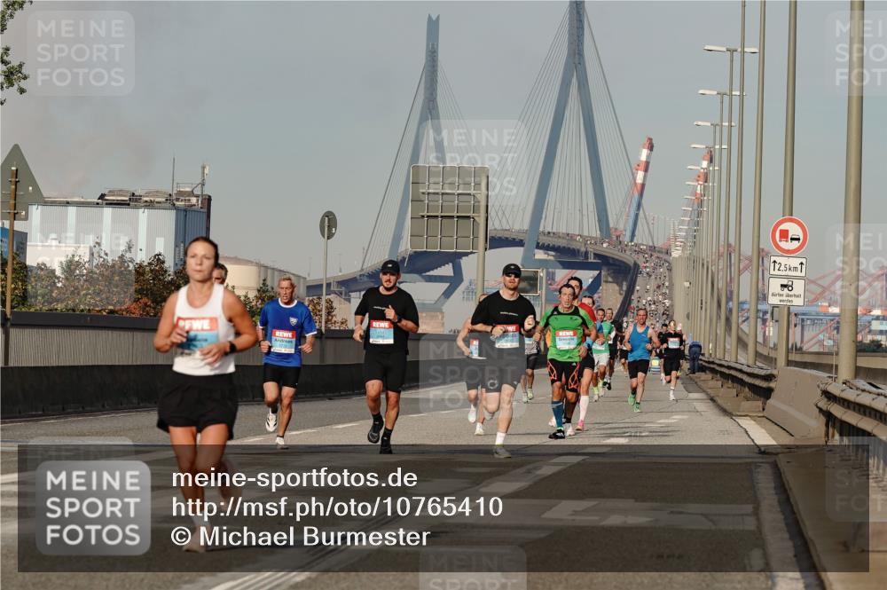 03.10.2026 - Köhlbrandbrückenlauf Michael Burmester http://msf.ph/oto/10765410 03.10.2026 09:43:17 Position 3  meine-sportfotos.de